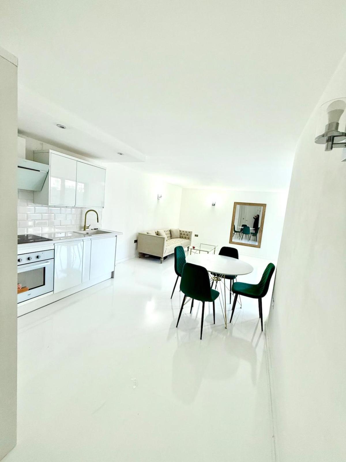 Leeds Train Station City Centre Villa Style Flat Exterior photo